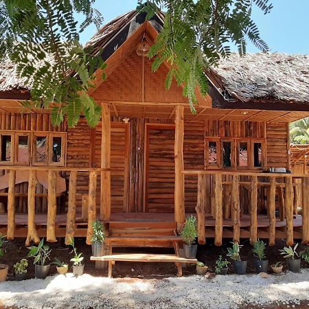 Travis Post Homestay Siquijor Eksteriør billede