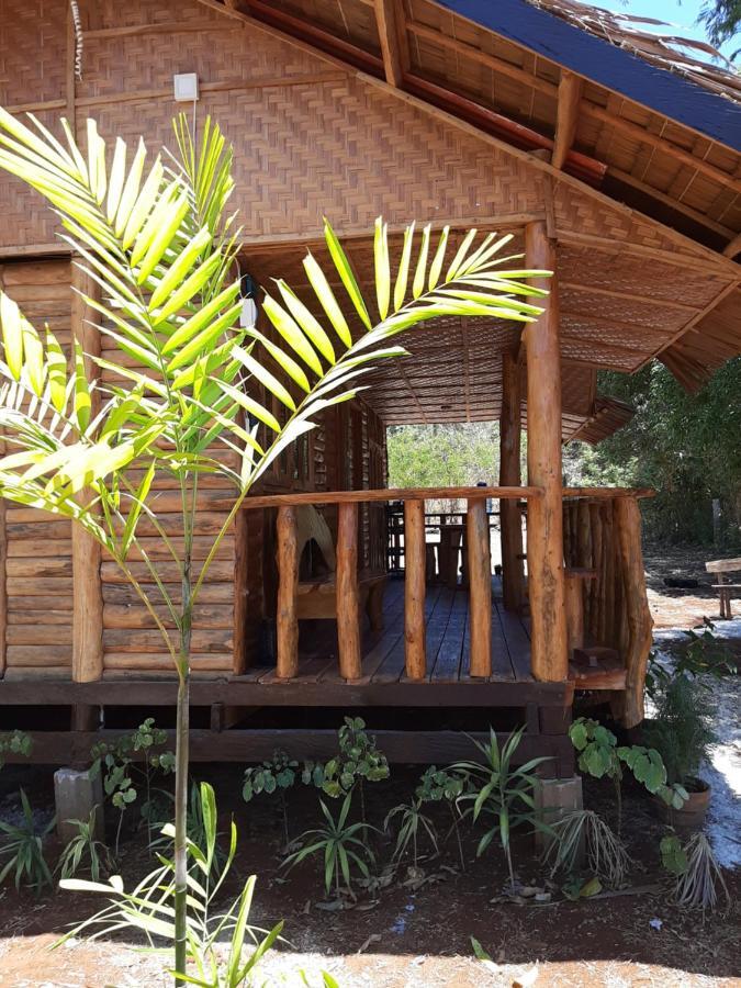 Travis Post Homestay Siquijor Eksteriør billede